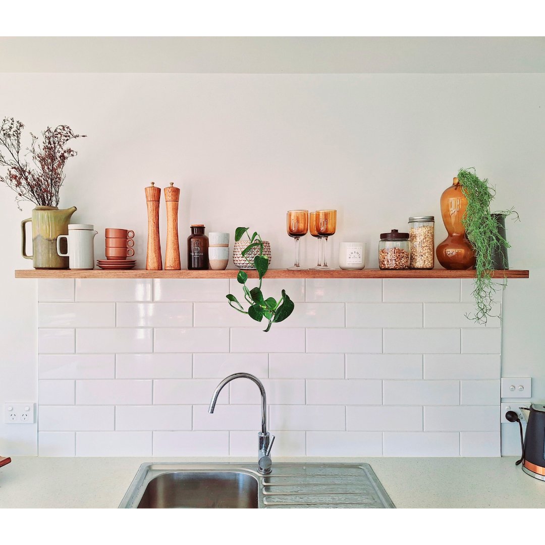 floating shelf