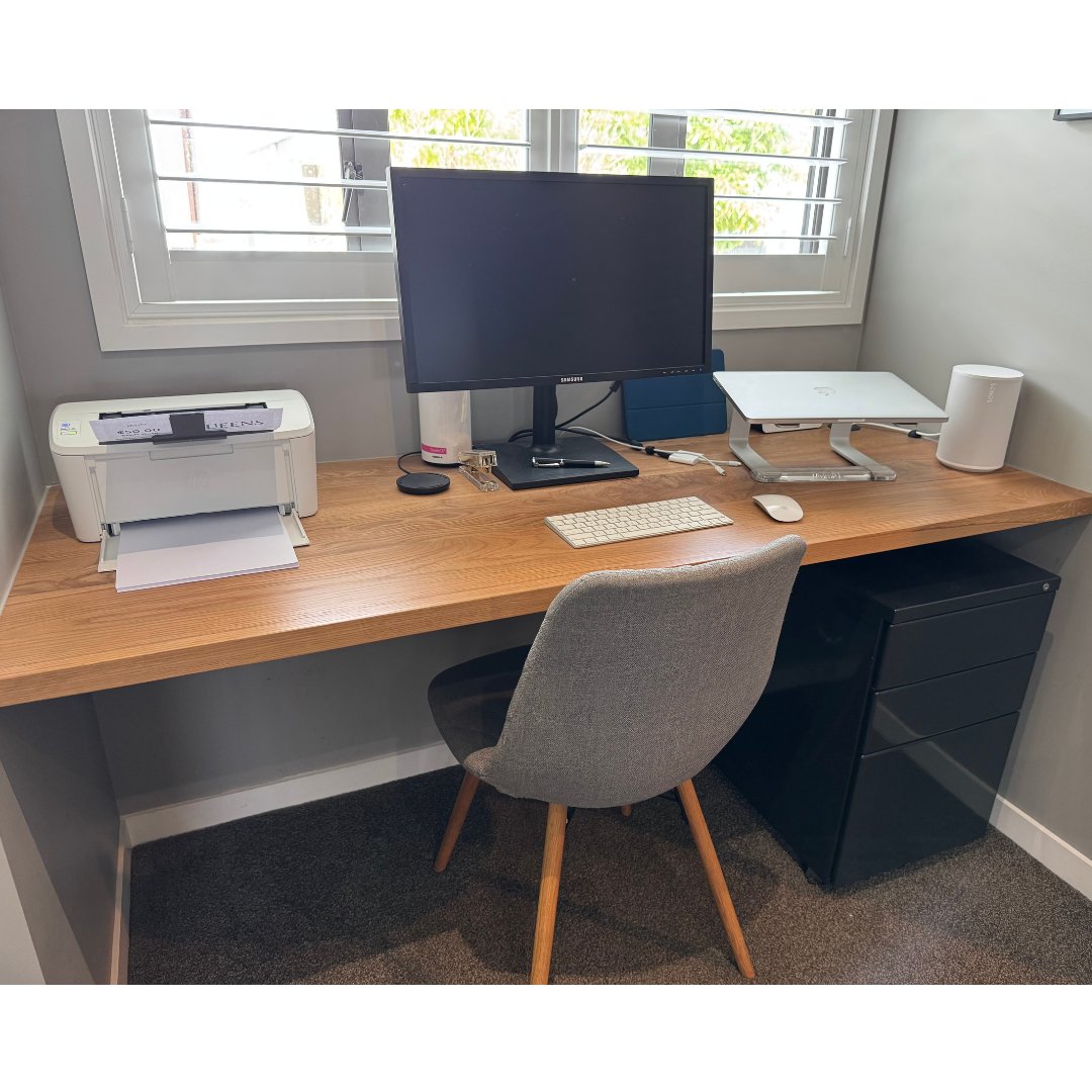 The Alcove Desk